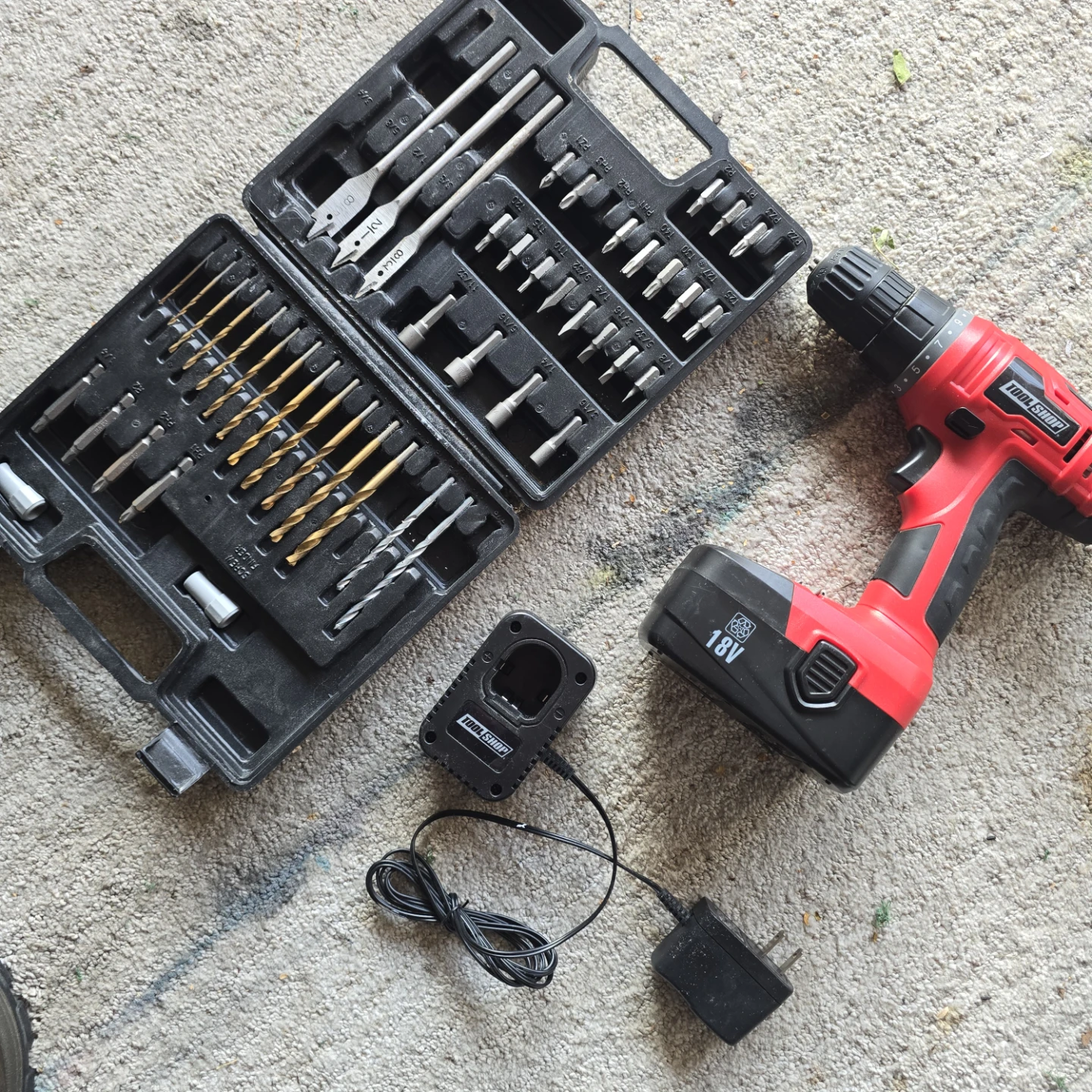 Tool Shop 18 Volt Cordless Drill/Driver with 50 Accessories
