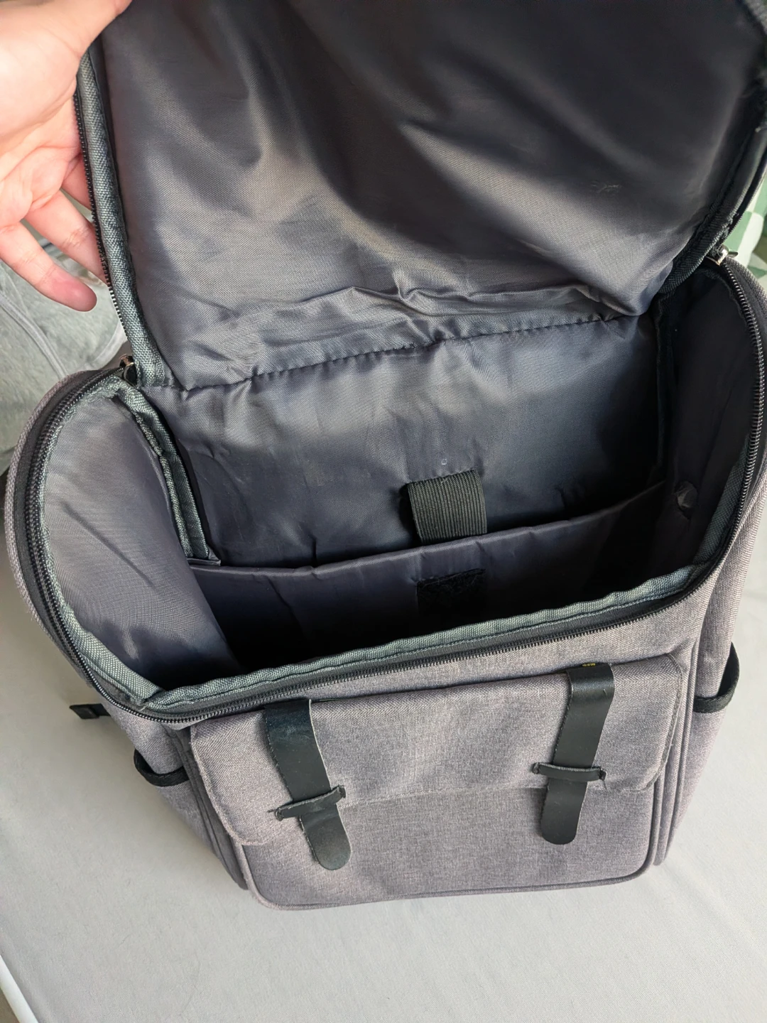 Grey backpack - photo 2