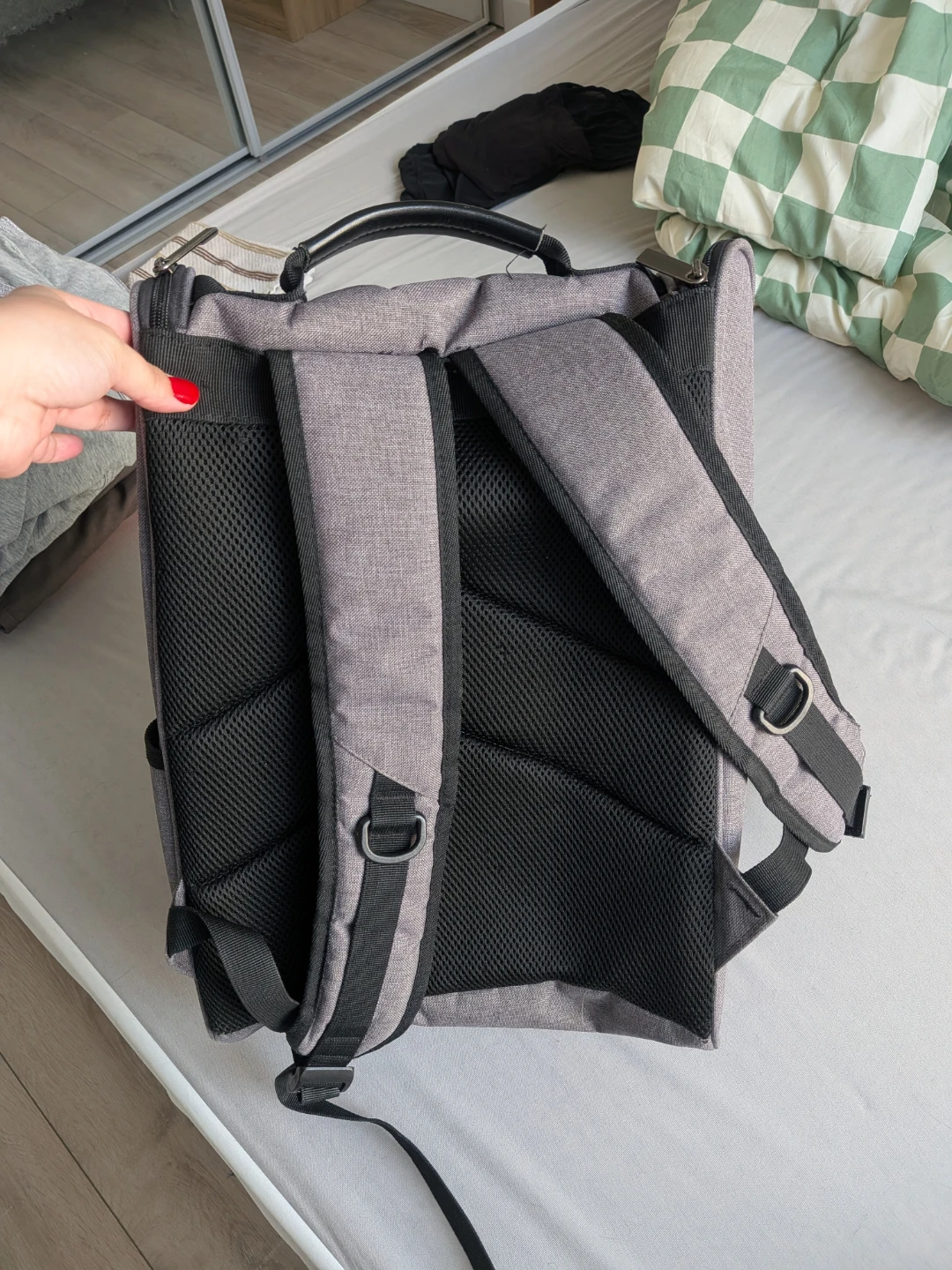 Grey backpack - photo 4