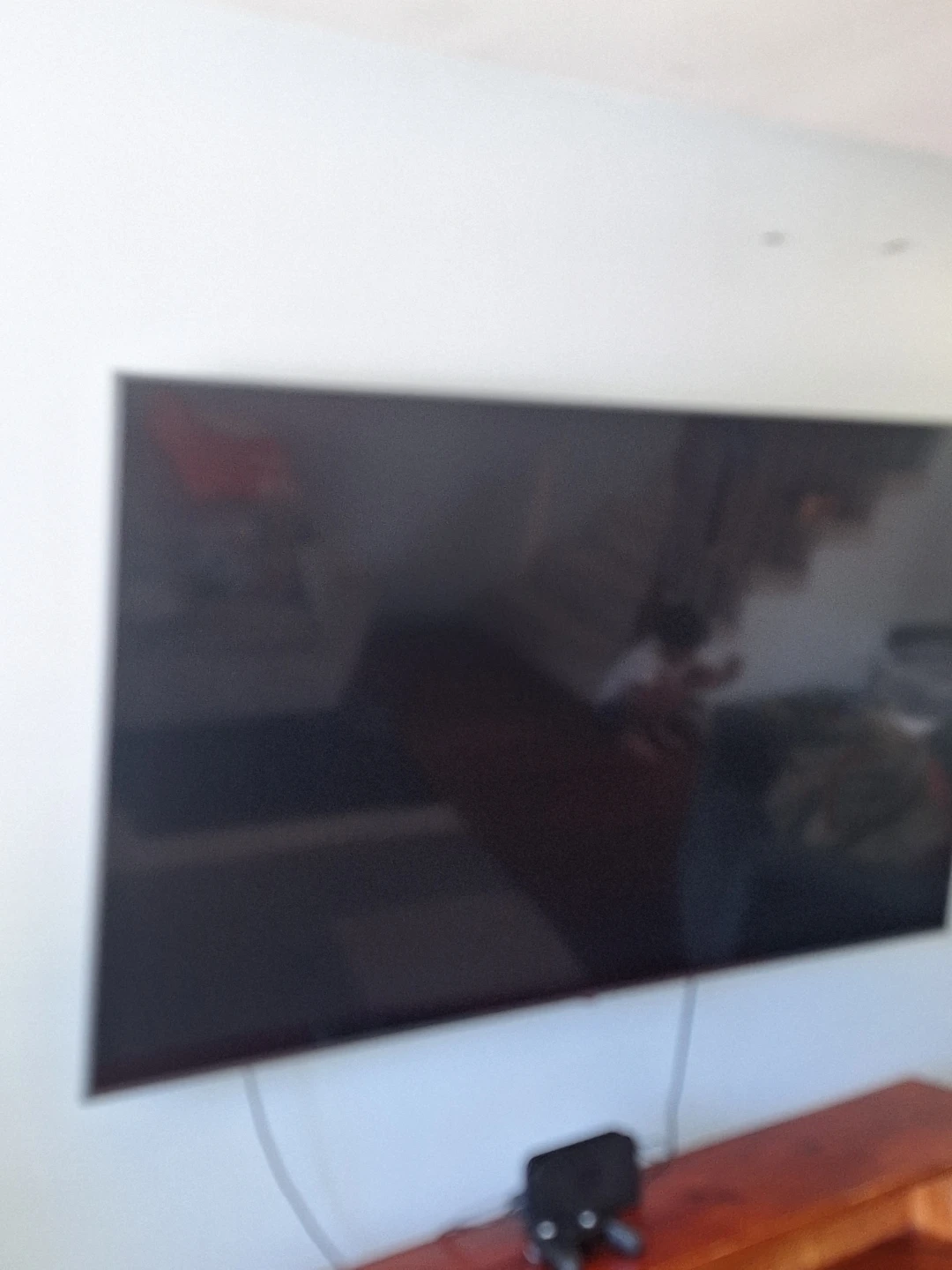LG  72" smart Tv