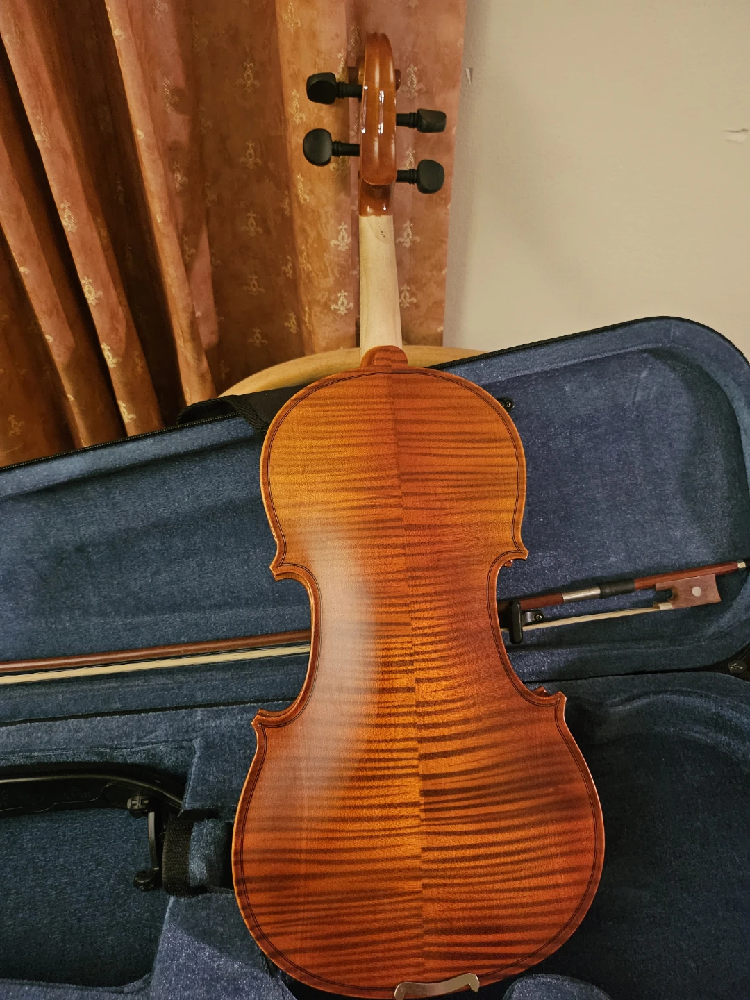 Violin with Case and Bow - photo 2