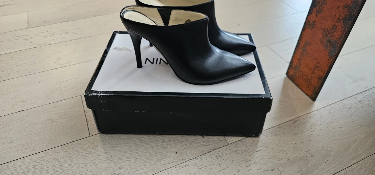 Nine West Black Fiana Mules - Size 8.5 - photo 2
