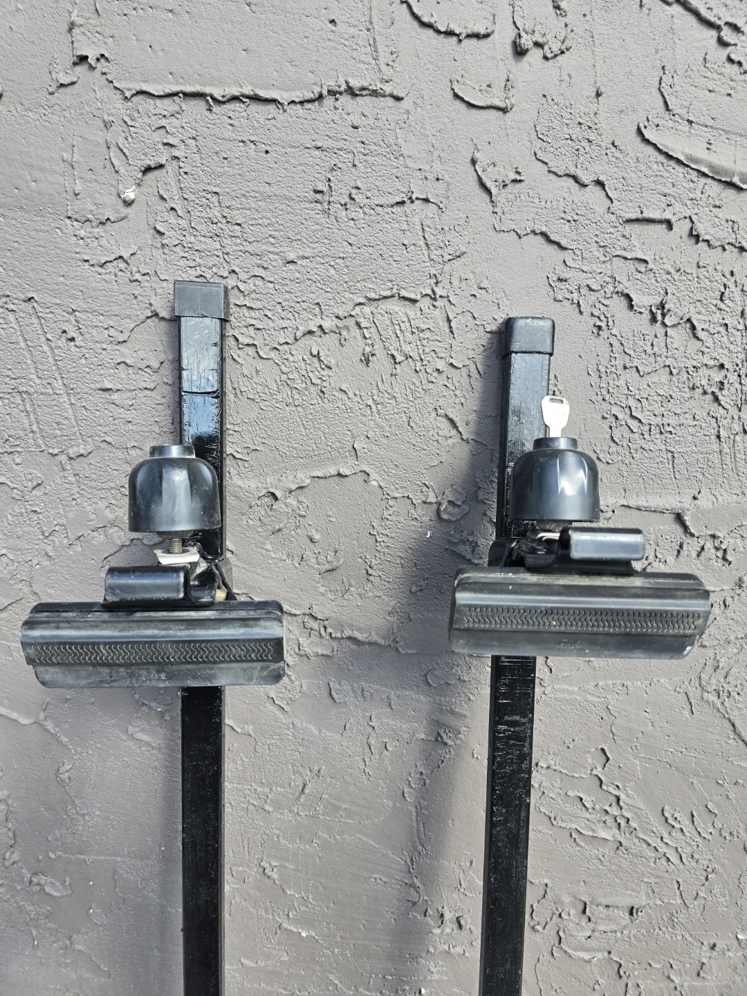 65" Square Crossbars + Terzo Foot Pack with locks - photo 5
