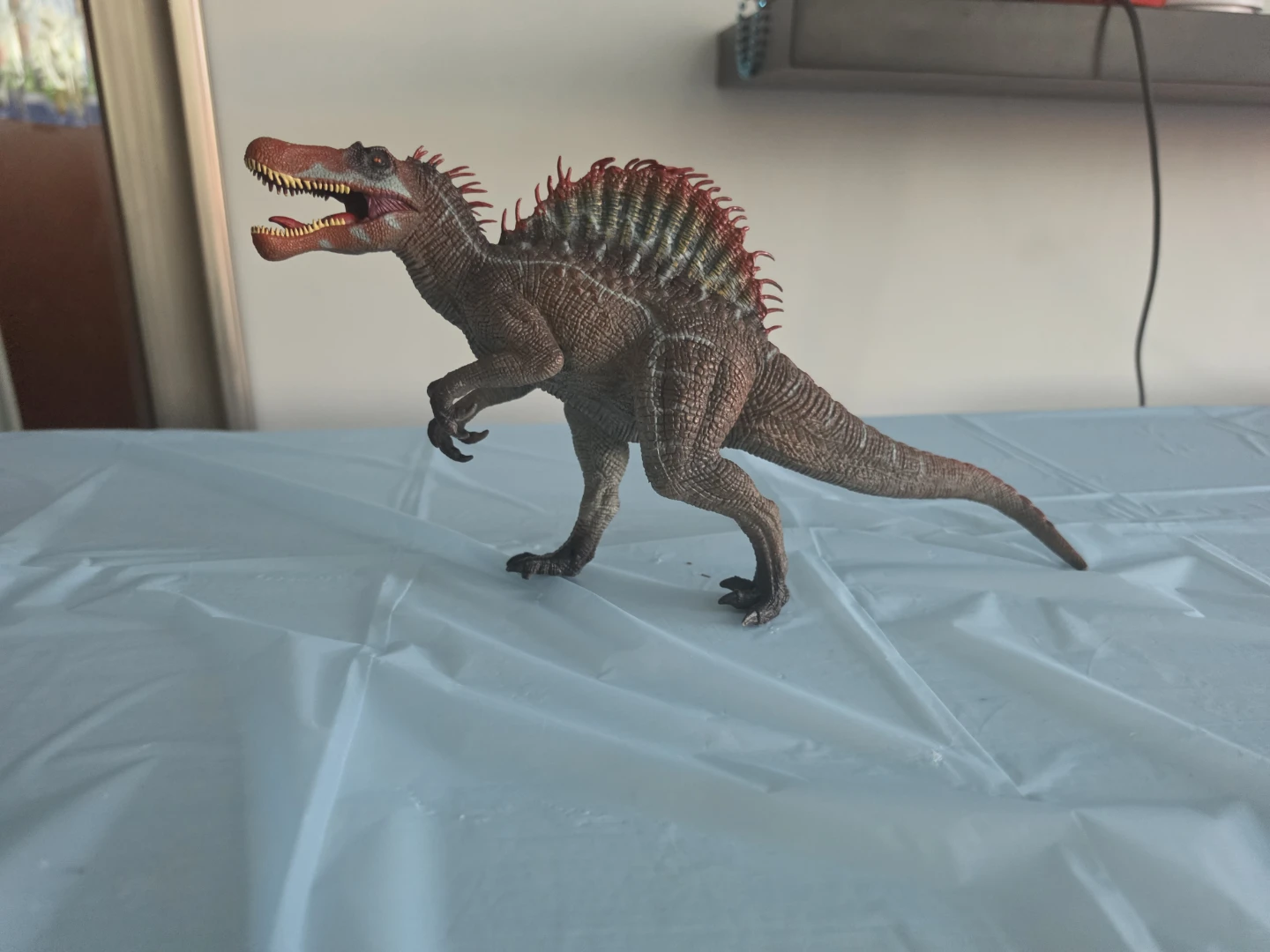 Spinosaurus Dinosaur Toy Figure - photo 2