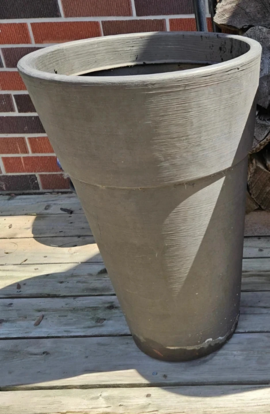 Crescent Garden Large Planter Pot