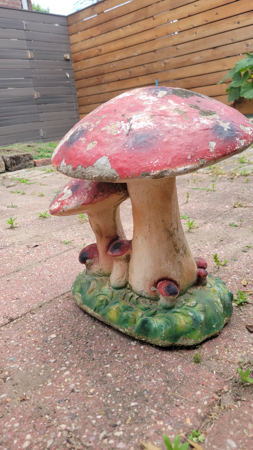 Mushroom Garden Decor Statue