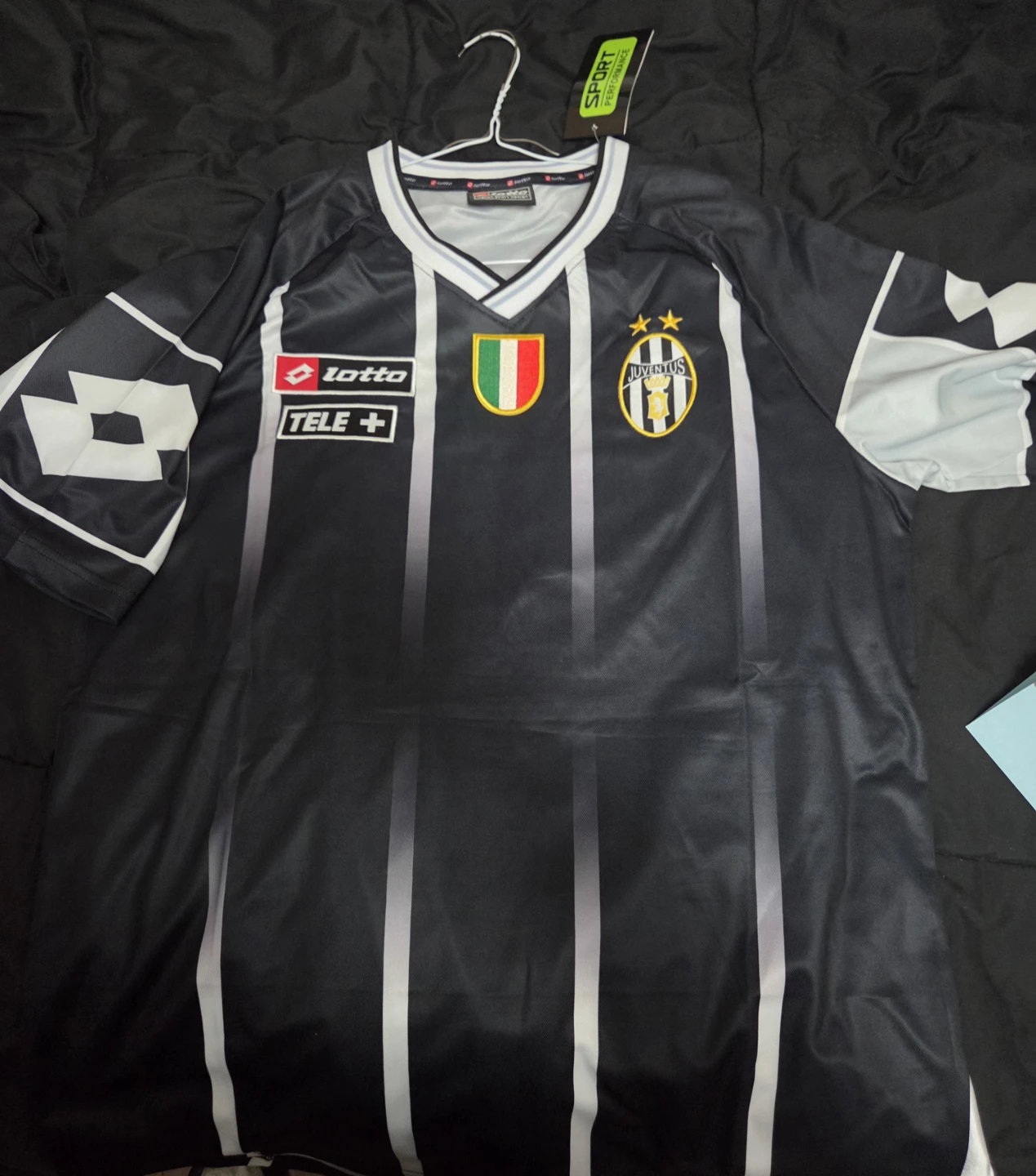 2000/01 Juventus Training Jersey XL BRAND NEW WITH TAGS