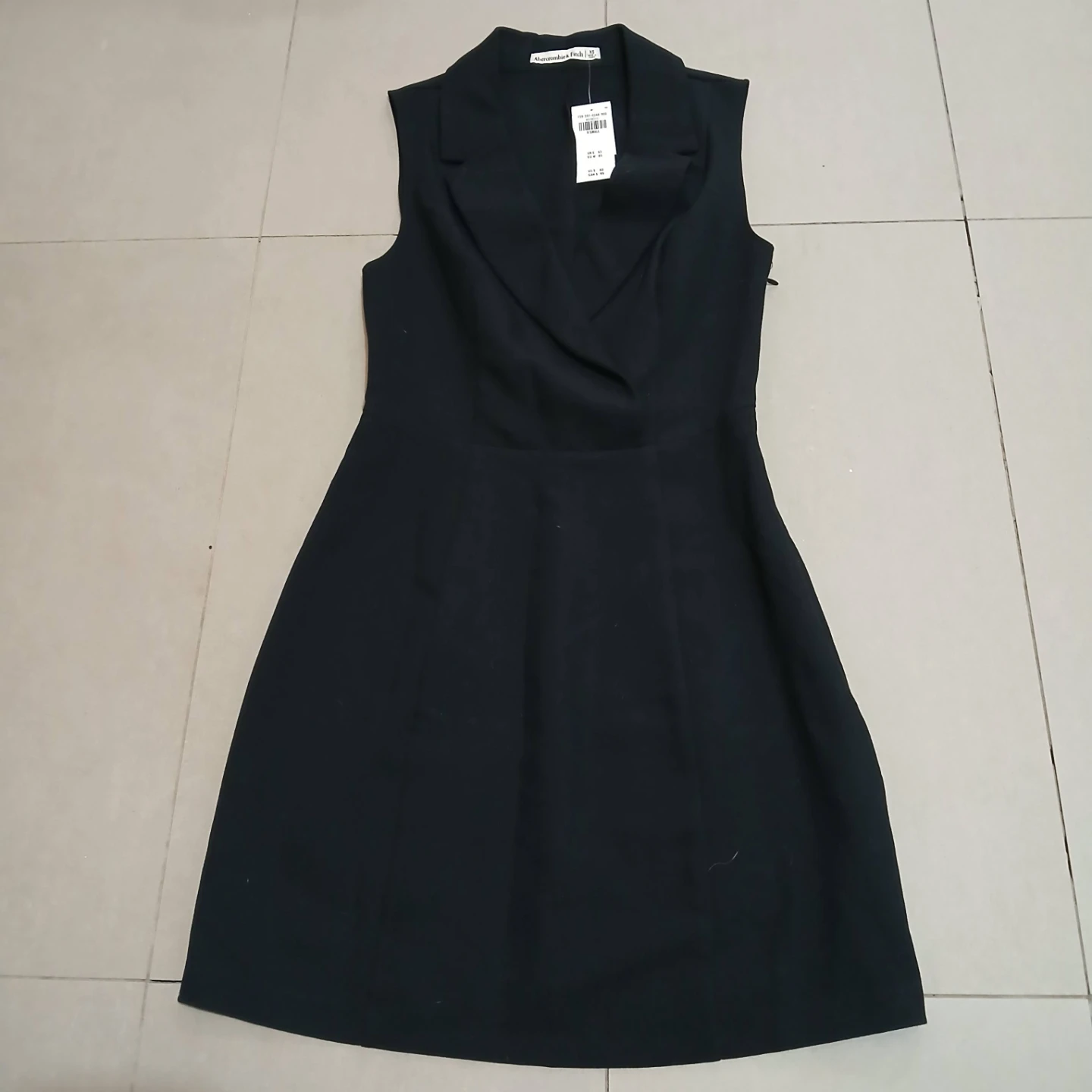 ⚽ Abercrombie & Fitch Black Sleeveless Dress