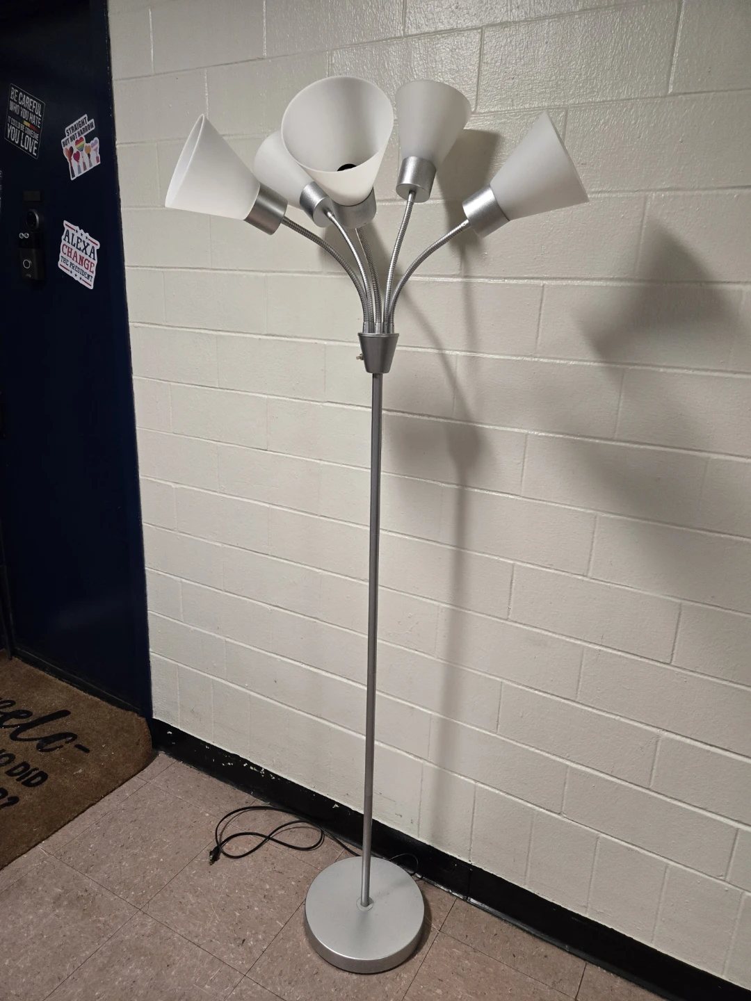 Modern Silver 5-Light Adjustable Gooseneck Floor Lamp - photo 4