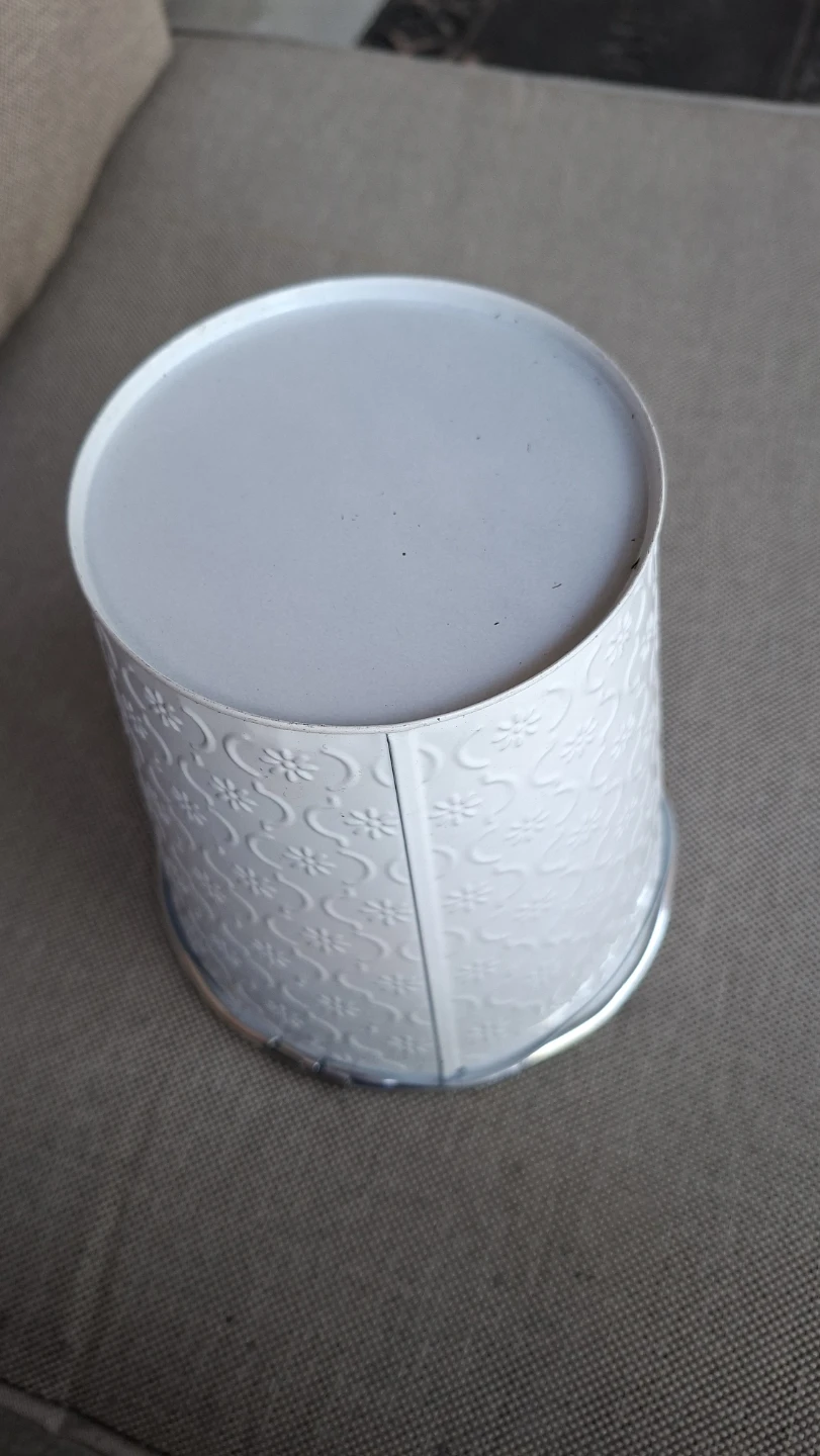 White Embossed Tin Container - photo 3