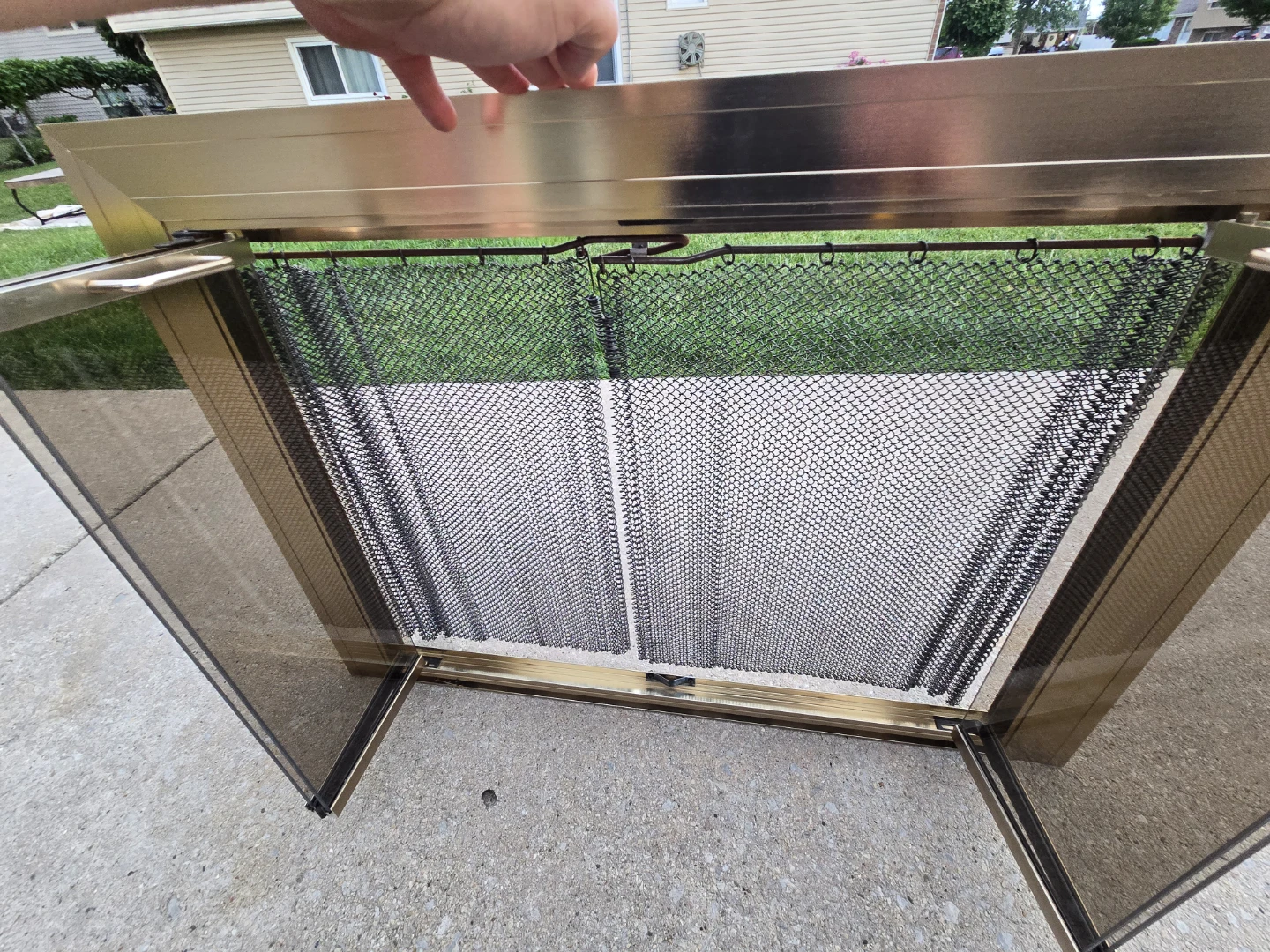 Brass fireplace frame with mesh screen and glass doors - photo 2