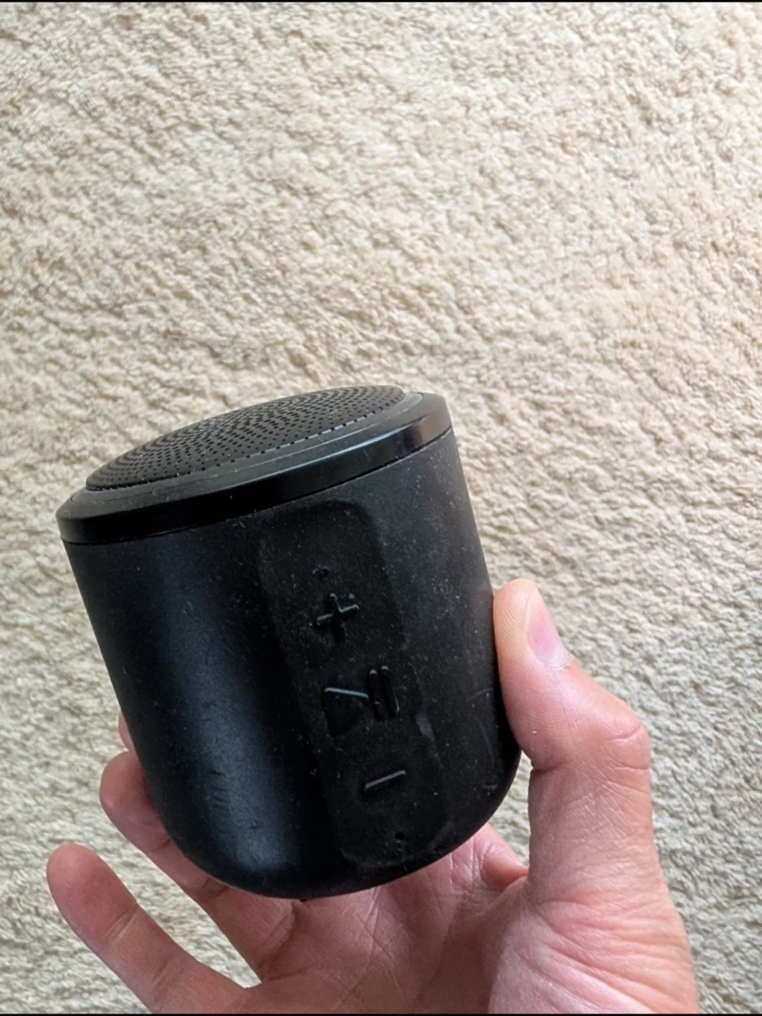 BlackWeb Portable Bluetooth Speaker