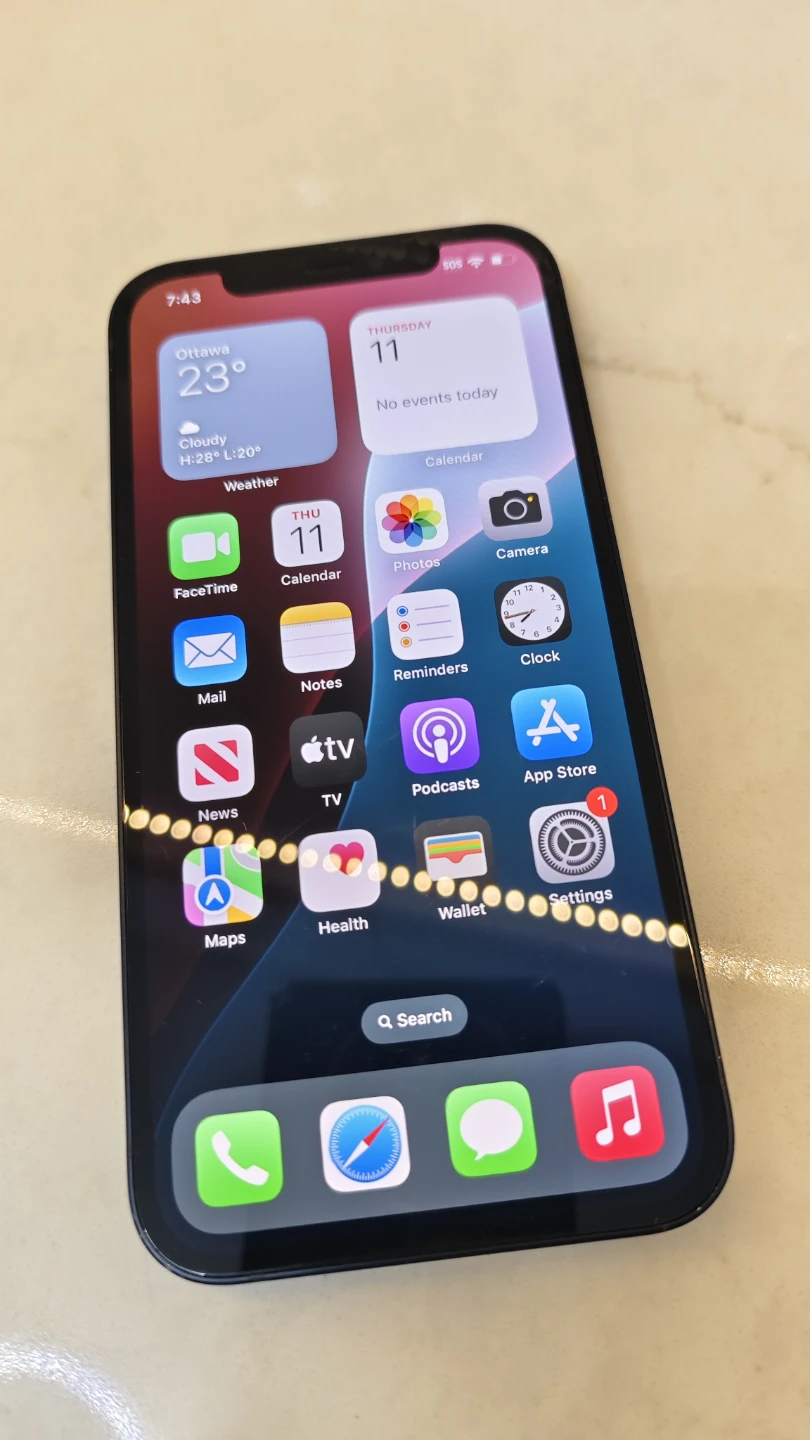 Apple iPhone 12 - 64 GB