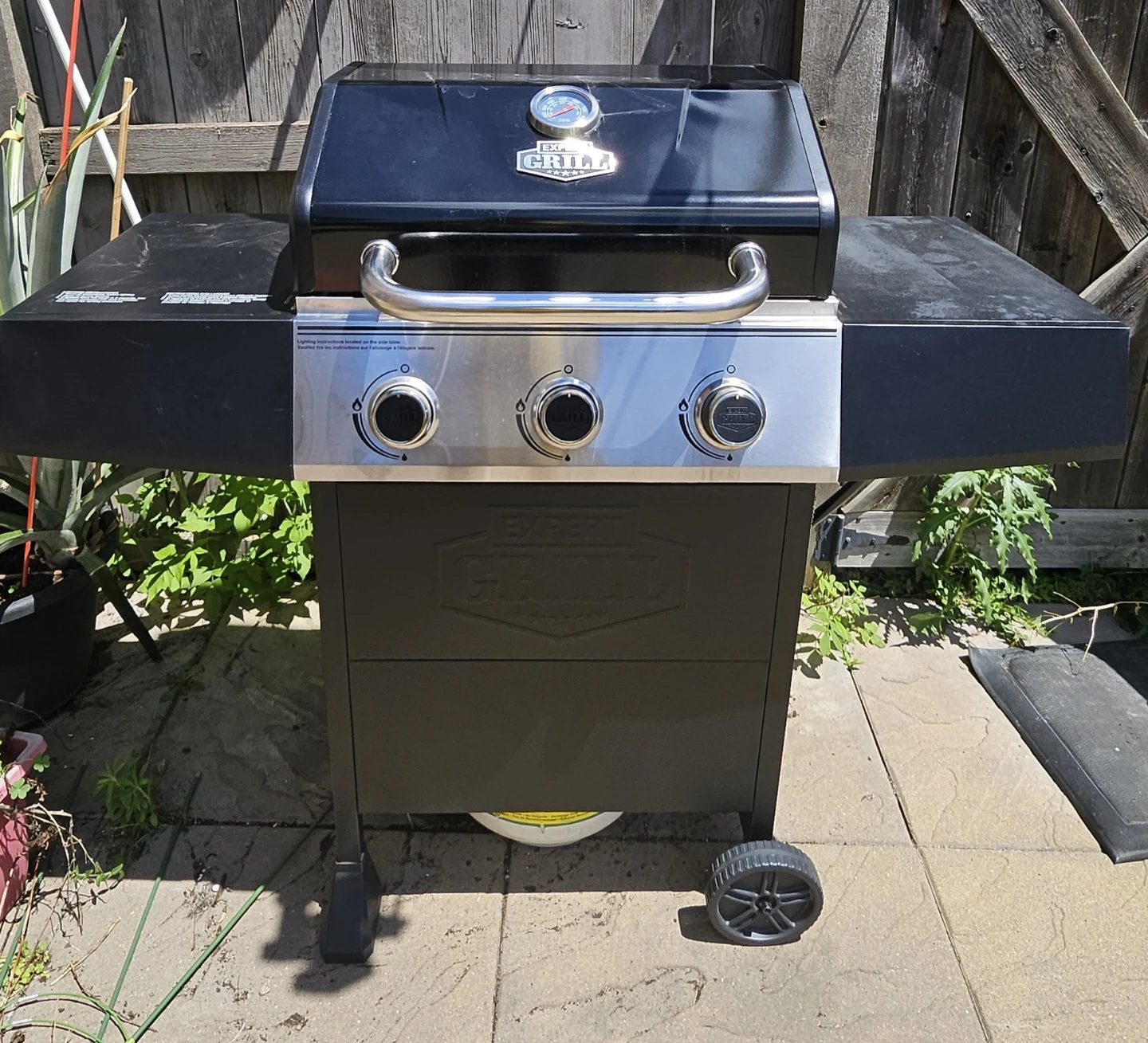 Expert Grill 3-Burner Gas BBQ, like new, Brampton