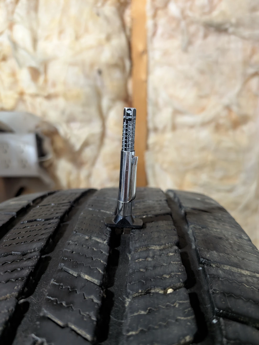 (4)-LT275/70R18 Michelin Defender LTX M/S  Load Range E - photo 5