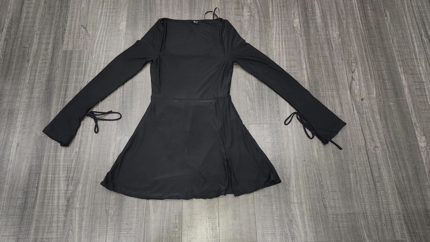 Forever 21 Black Long Sleeve Dress
