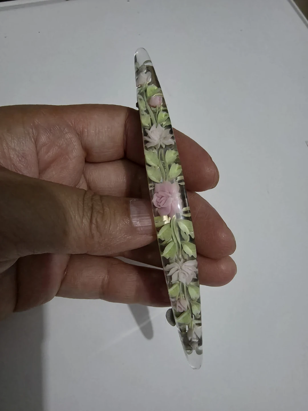 Decorative Barrette with Floral Design ⚽️