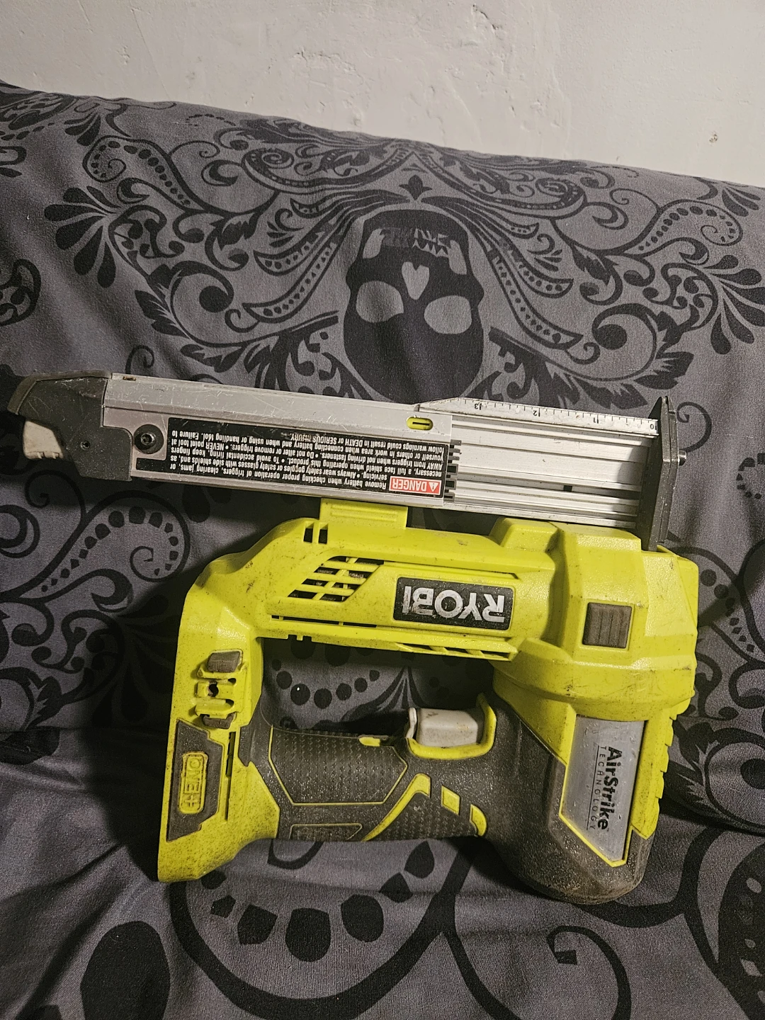 Ryobi AirStrike Cordless Brad Nailer - photo 3
