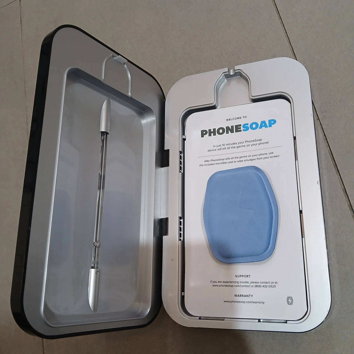 ⚽ PhoneSoap UV Sanitizer & Charger - photo 3