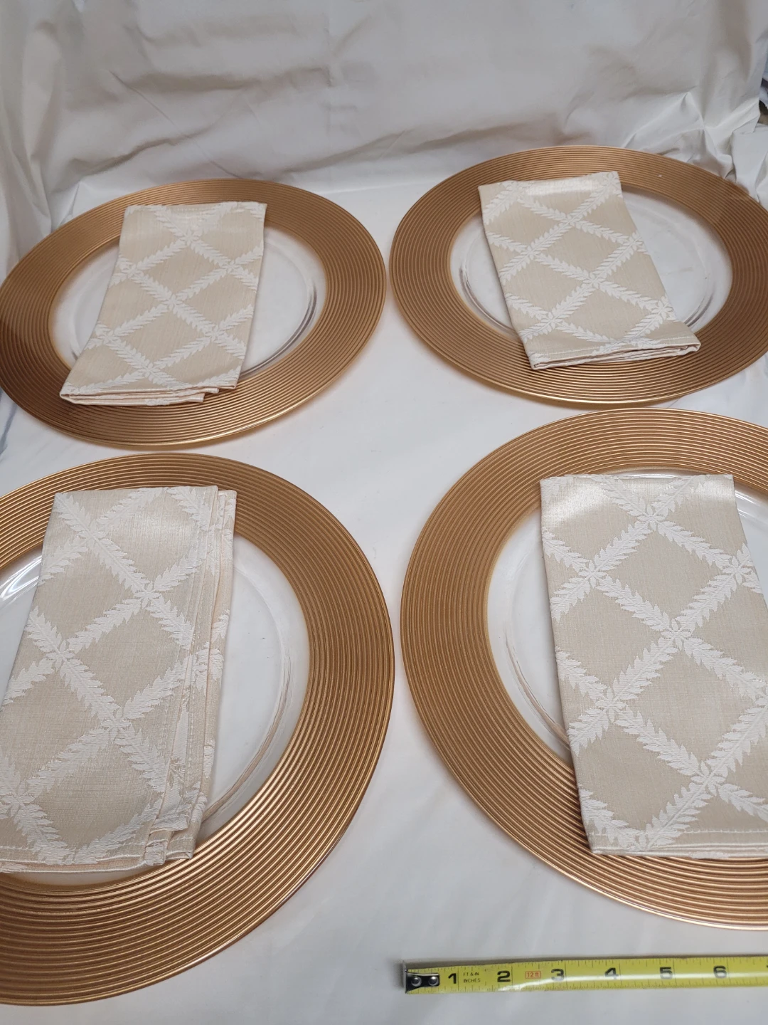 Set of 4 Gold Charger Plates with Cloth Napkins
