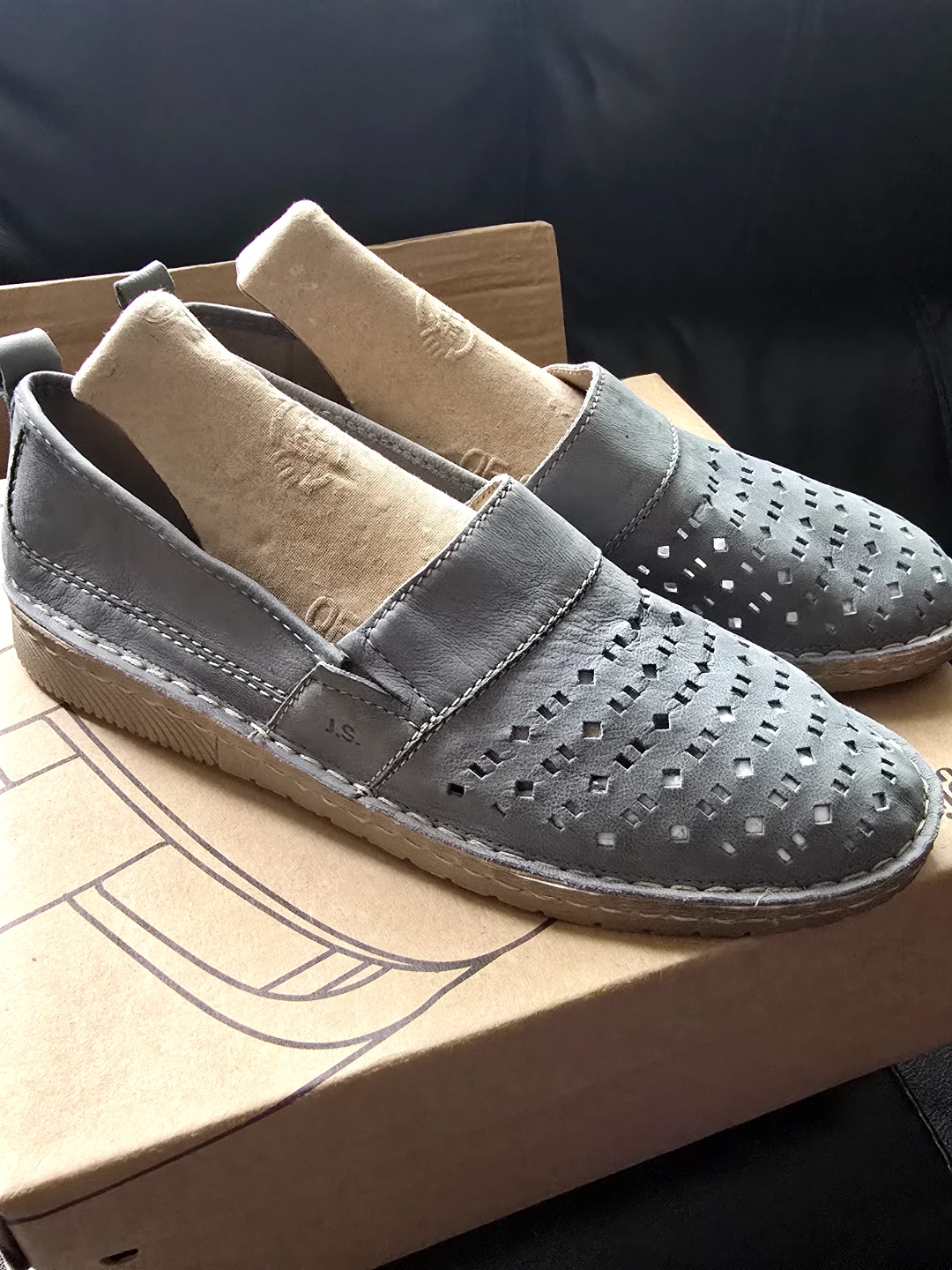 Brand new Josef Seibel comfort slip on women flats sale - photo 3