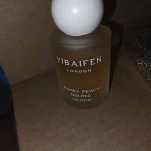 YIBAIFEN London Honey Peach Oolong Cologne