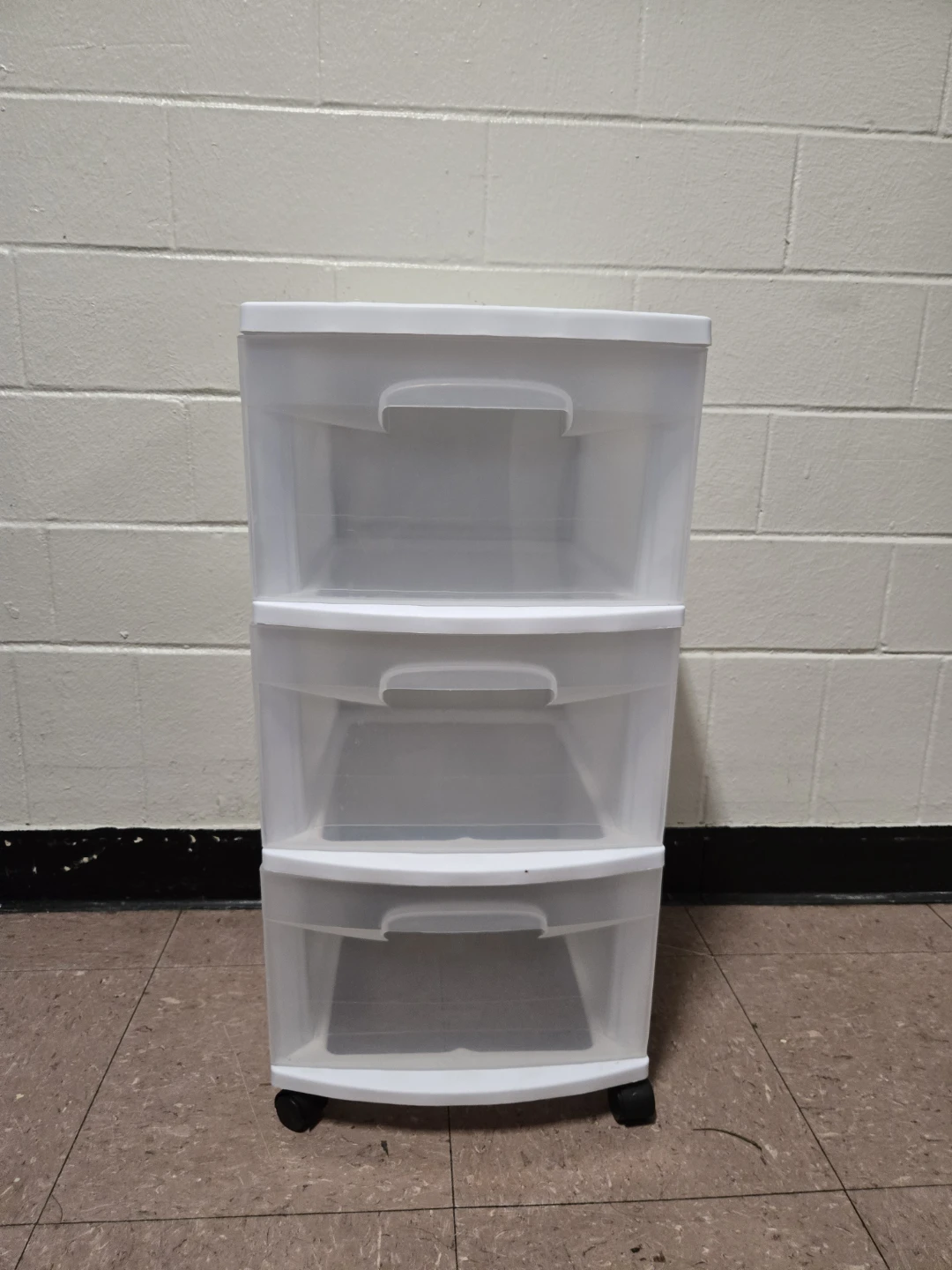 Sterilite 3 Drawer Plastic Rolling Storage Organizer Cart