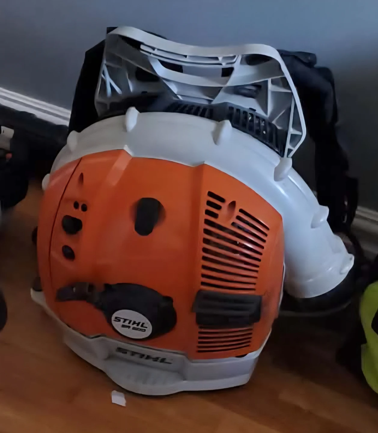 Stihl 600 Backpack Leaf Blower