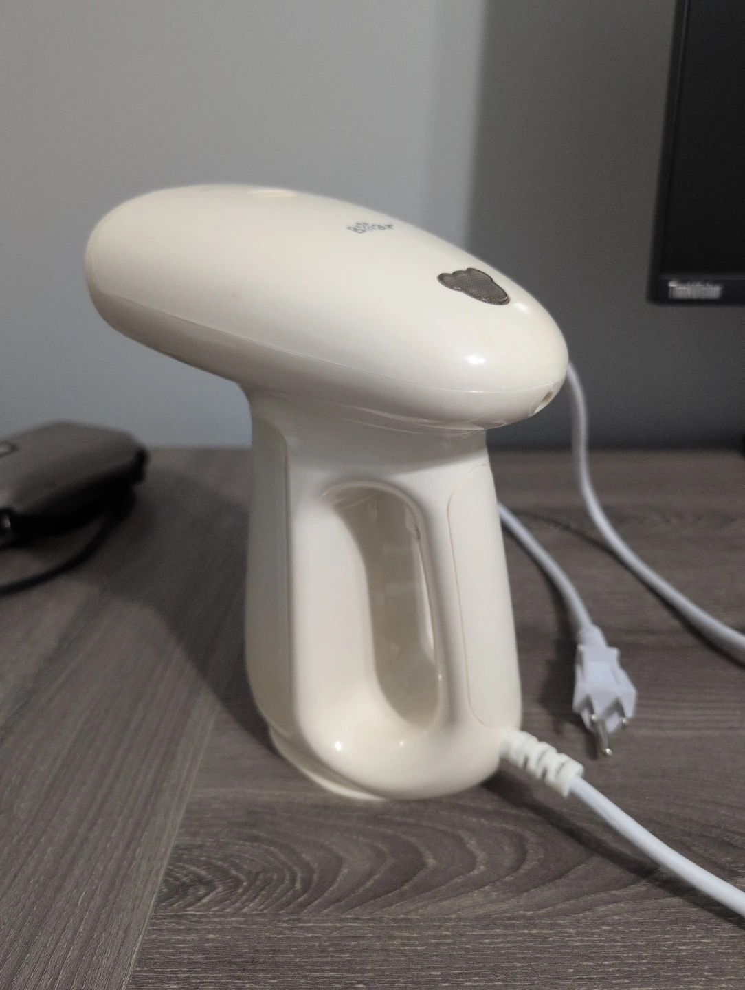 Portable Handheld Garment Steamer - photo 2