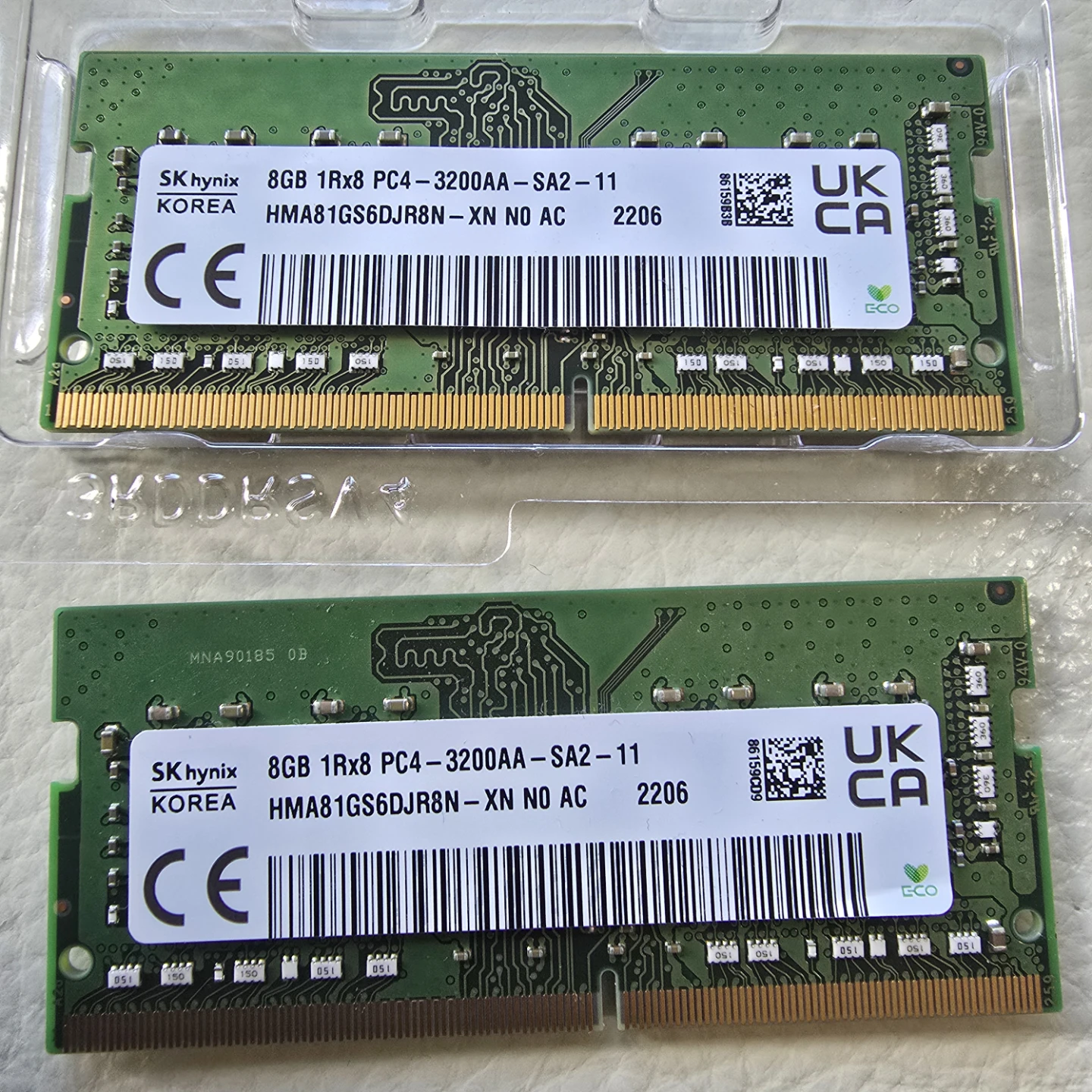 SK hynix 16GB(2×8 GB) DDR4 PC4-3200AA RAM Stick