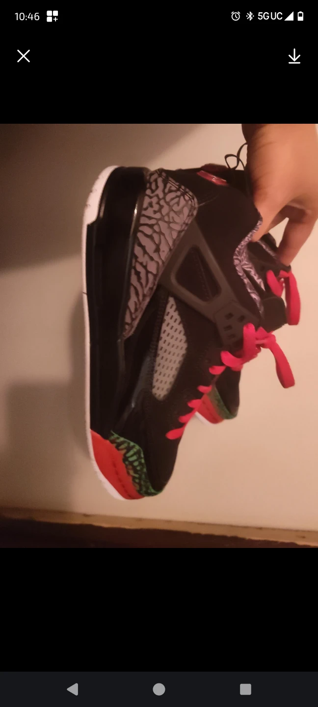 Black & Red Air Jordan - photo 2