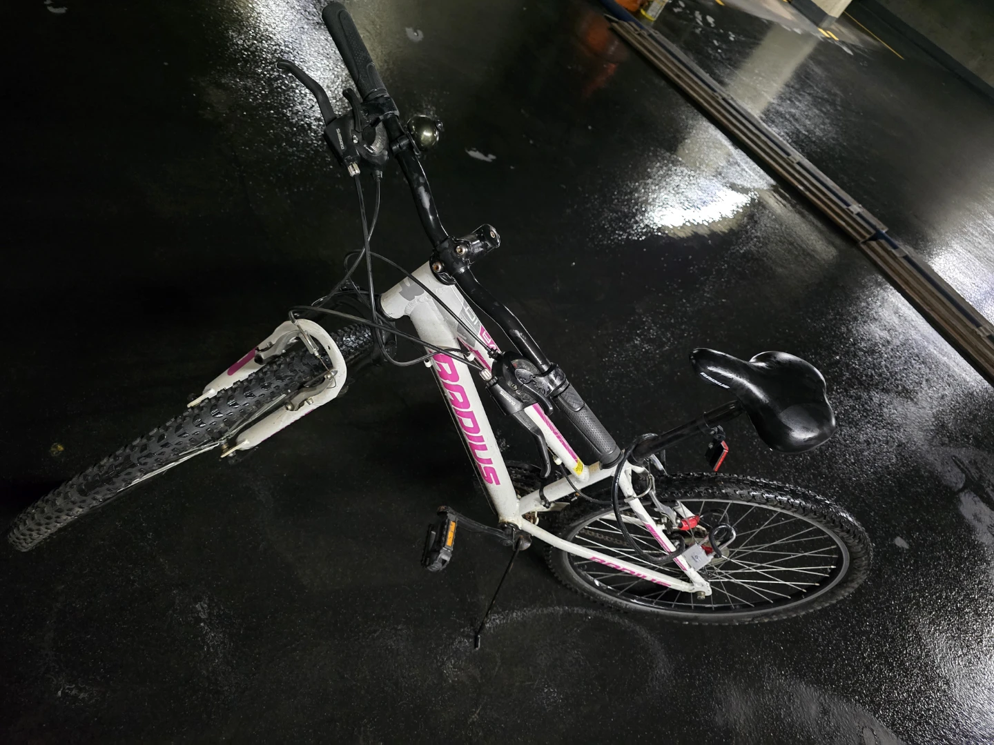 RADIUS Kids Mountain Bike - White/Pink - photo 2
