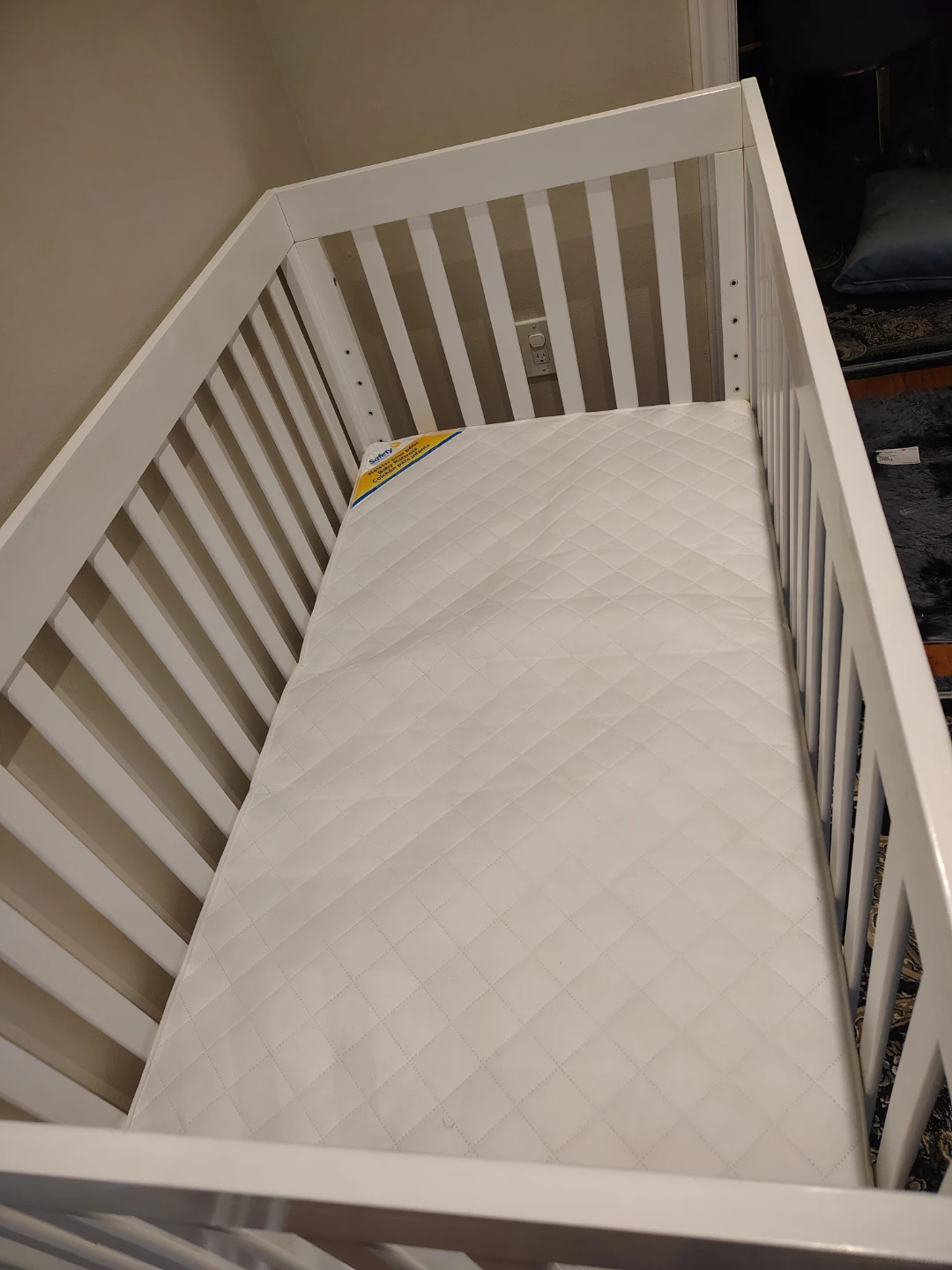 White Baby Crib with Mattress - photo 2