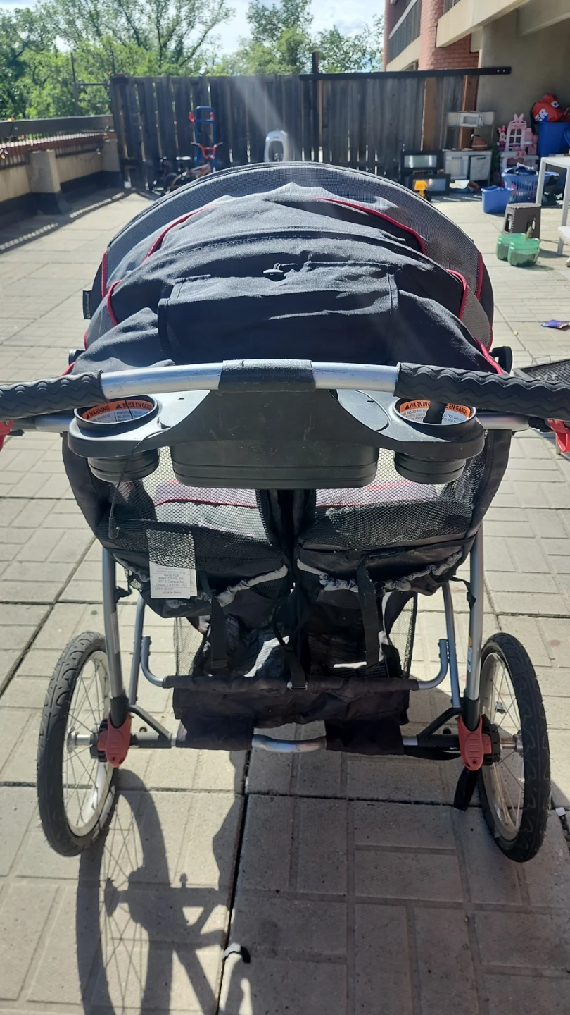 Baby Trend Double Jogging Stroller bought for 350 - photo 4