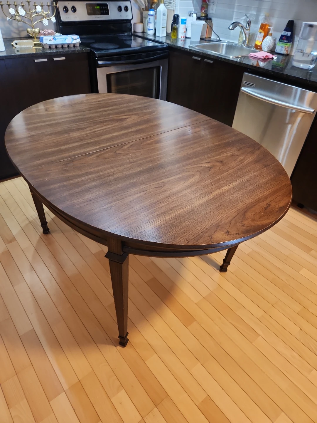 Dark Wood Oval Dining Table - photo 4