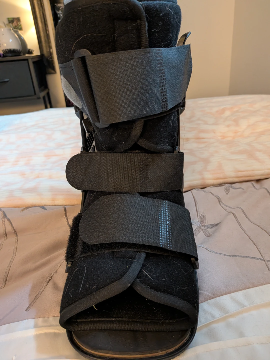 Black Walking Boot - Size M - photo 2