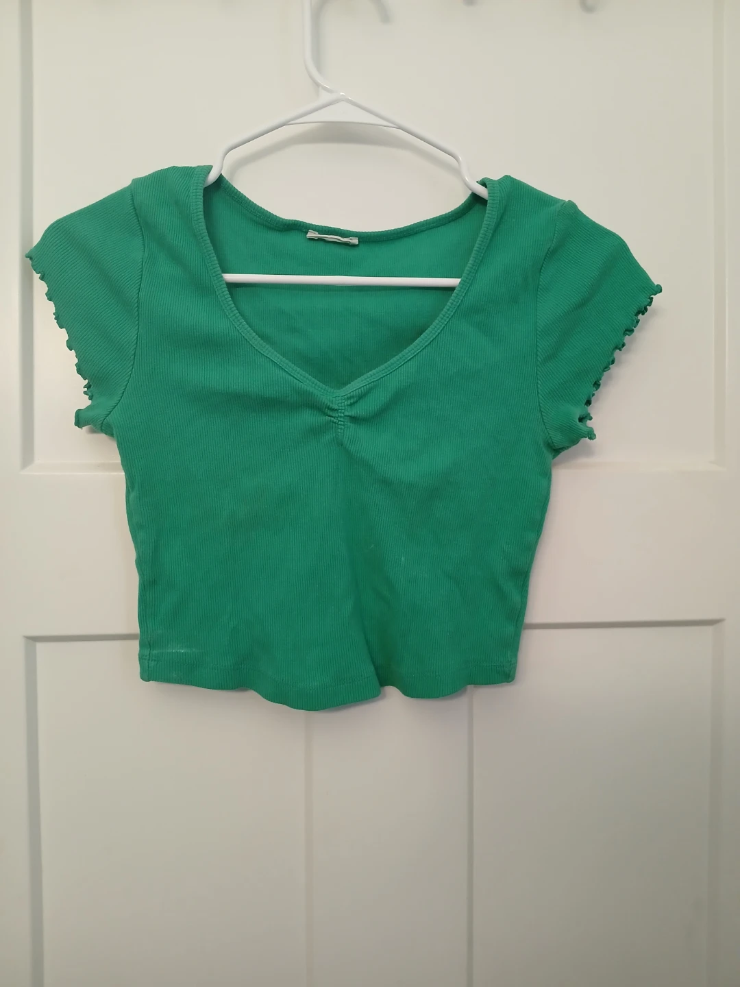 ARDENE Green Ribbed V-Neck Cropped Top