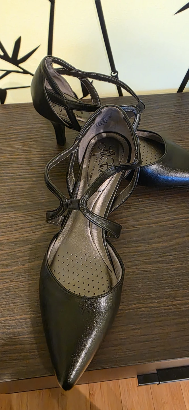 LifeStride Black Heels Size 8M