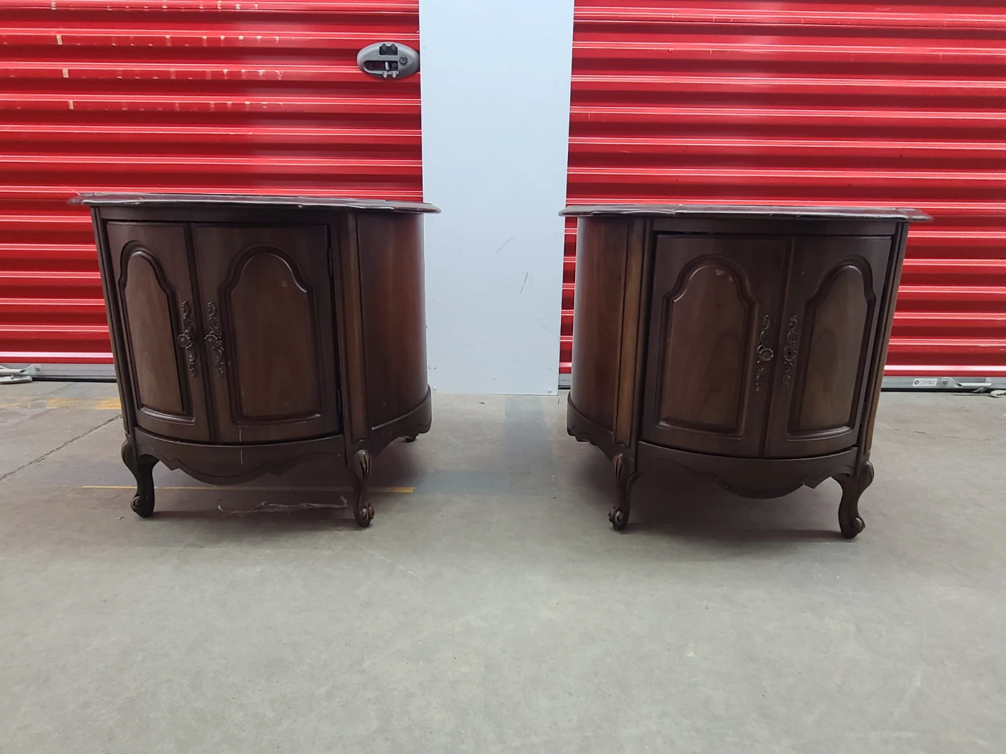 🇨🇦  Vintage Wooden End Tables - Set of 2 - photo 5