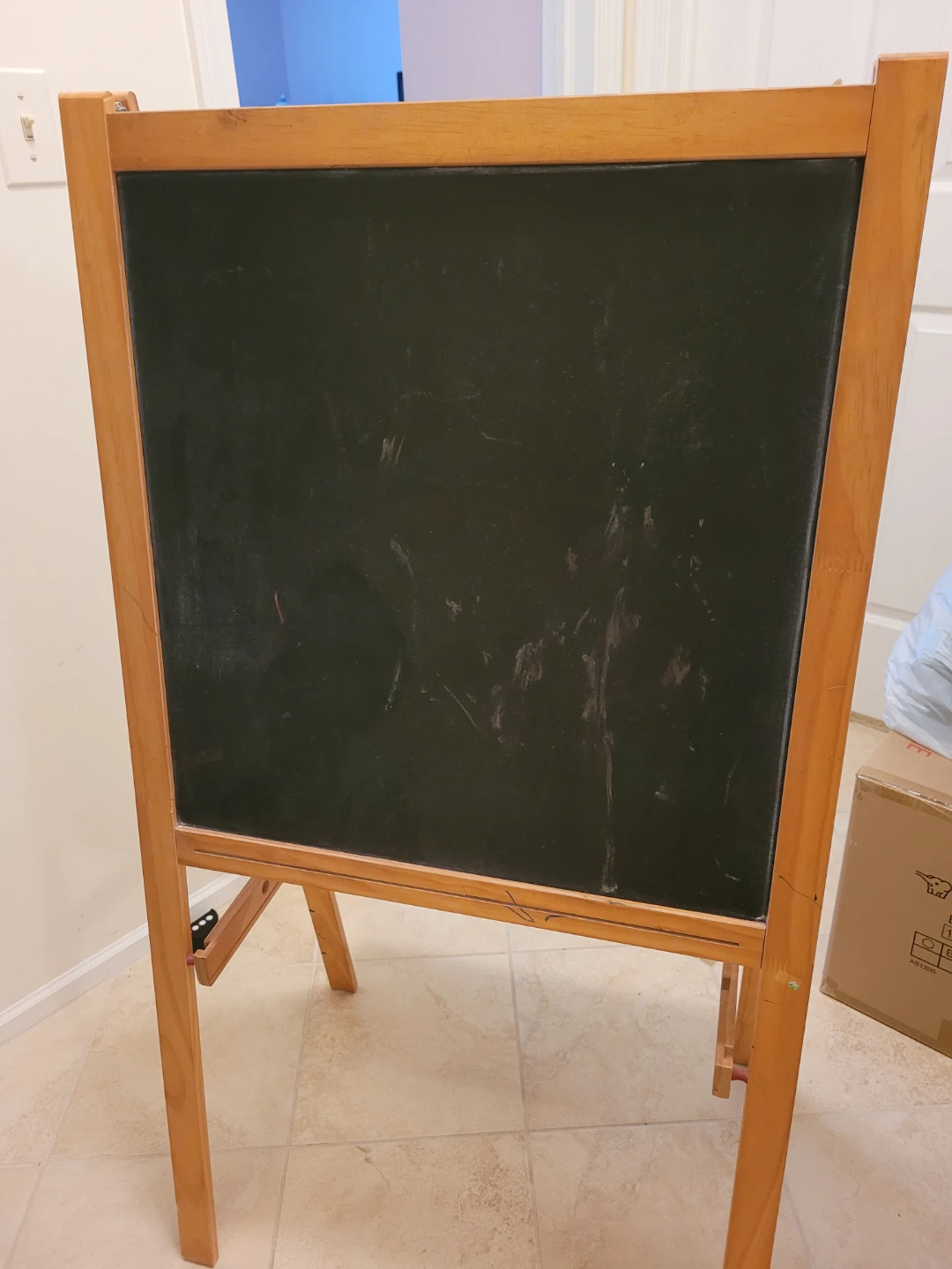 Wooden Easel with Whiteboard and Chalkboard - photo 2