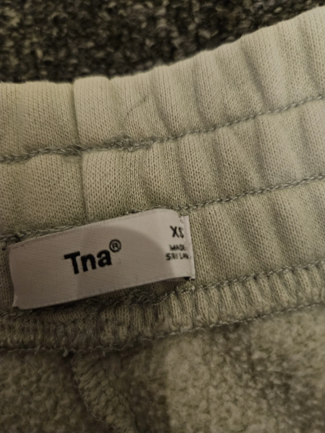 TNA/ ARITZIA  Grey Sweatpants and crop sweater - XS - photo 2