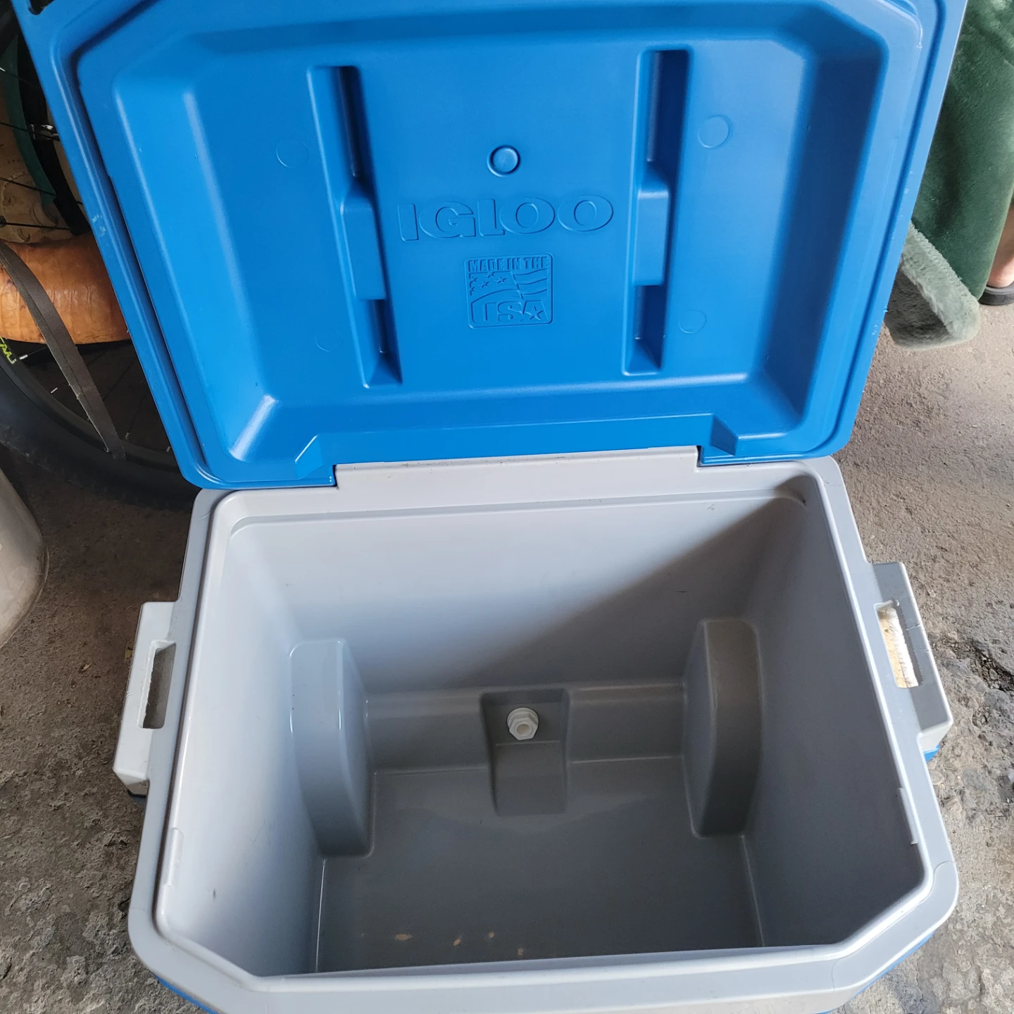 Igloo cooler 56L - photo 2