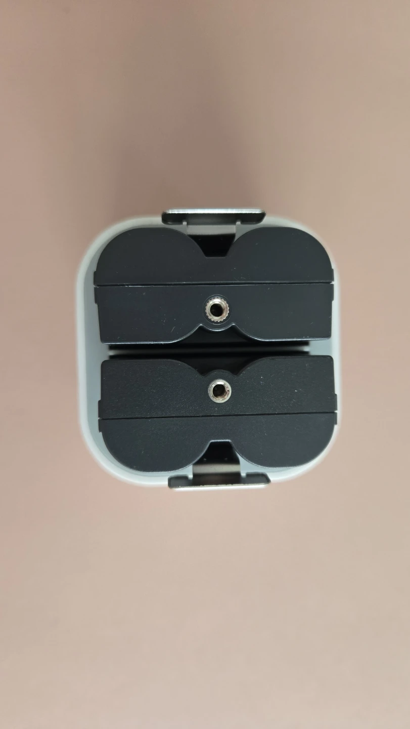 Ring USB Charging Station with 2 Rechargeable Batteries - photo 3