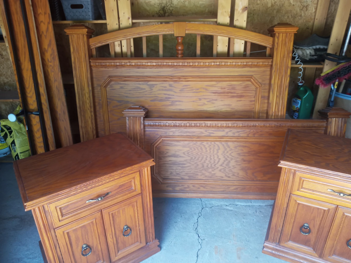 Oak Wood Bedroom Set - photo 2