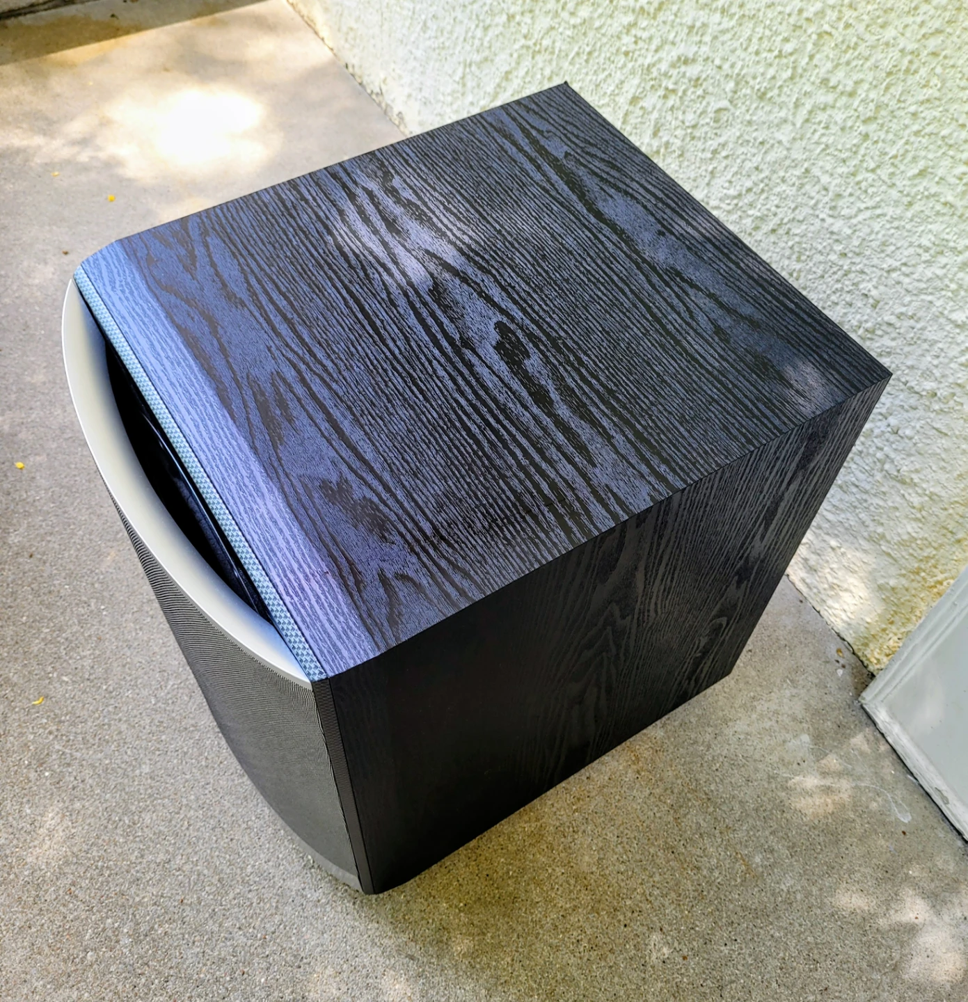 JBL Venue SUB12 Subwoofer - 12" 250w (RMS) / 500w Peak - photo 4