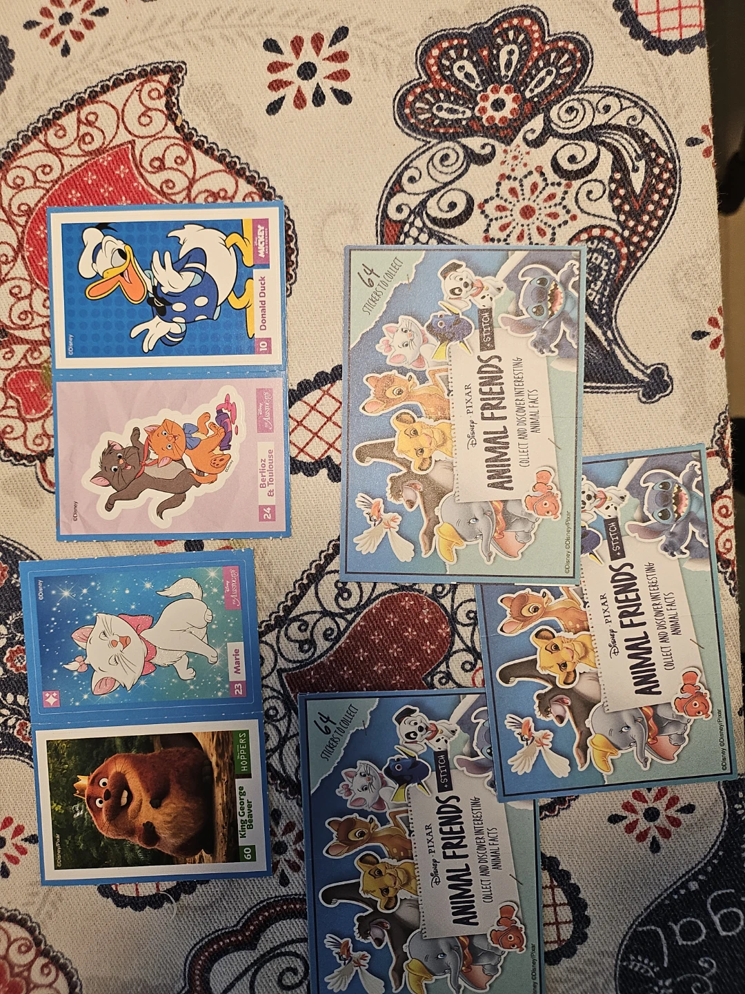 Disney Pixar Animal Friends Sticker Collection ⚽️