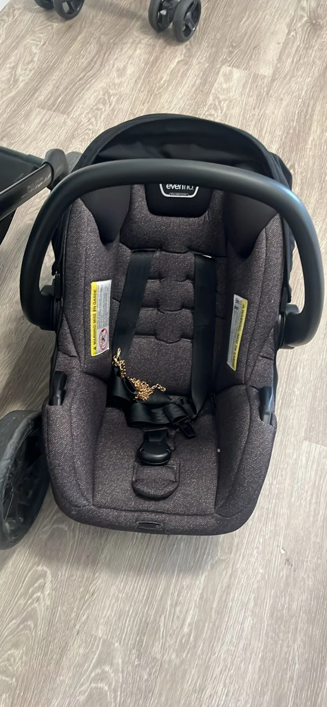 Evenflo Stroller and Car Seat Combo - photo 2