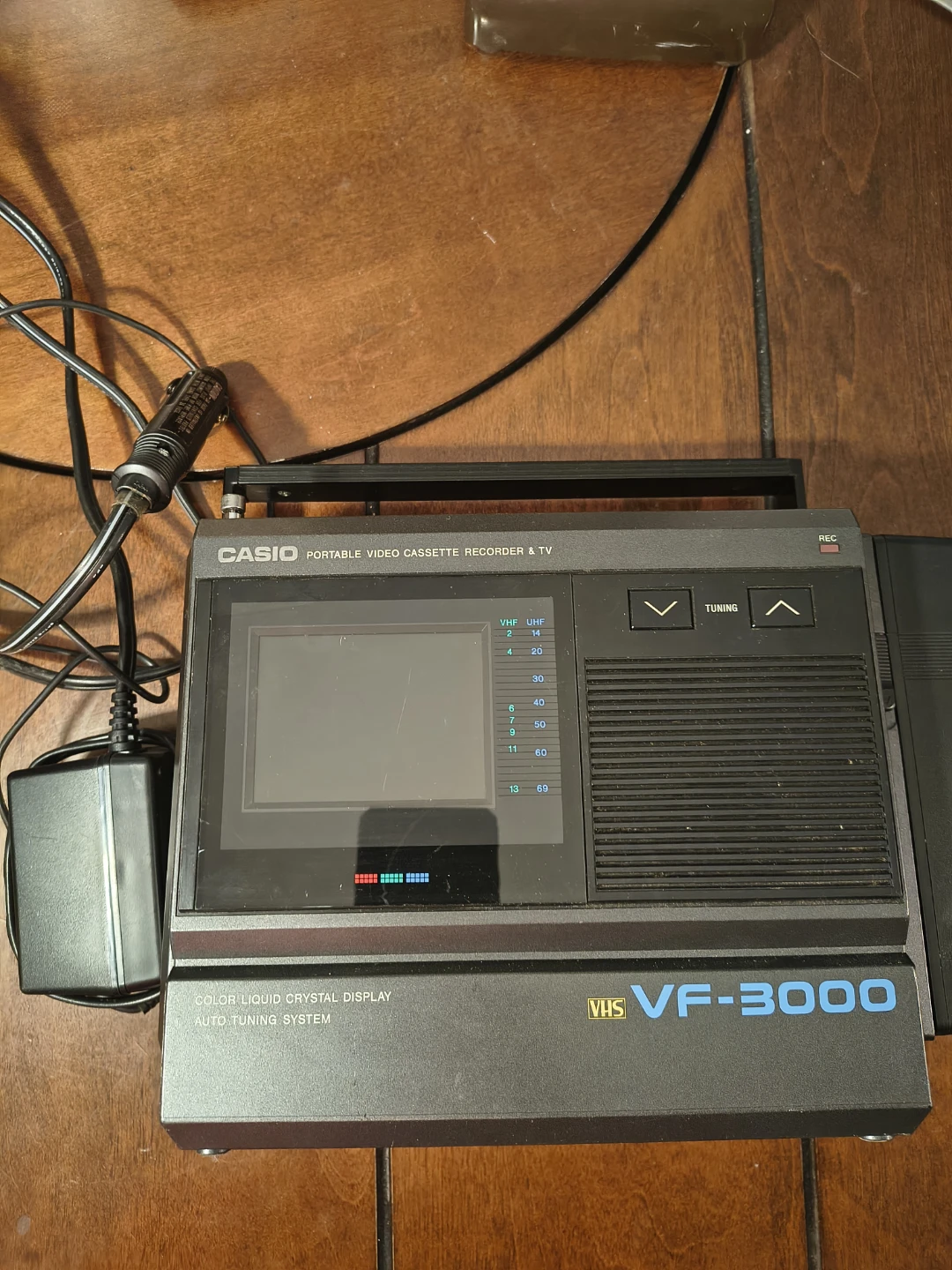 Casio VF-3000 Portable VHS Video Cassette Recorder & TV