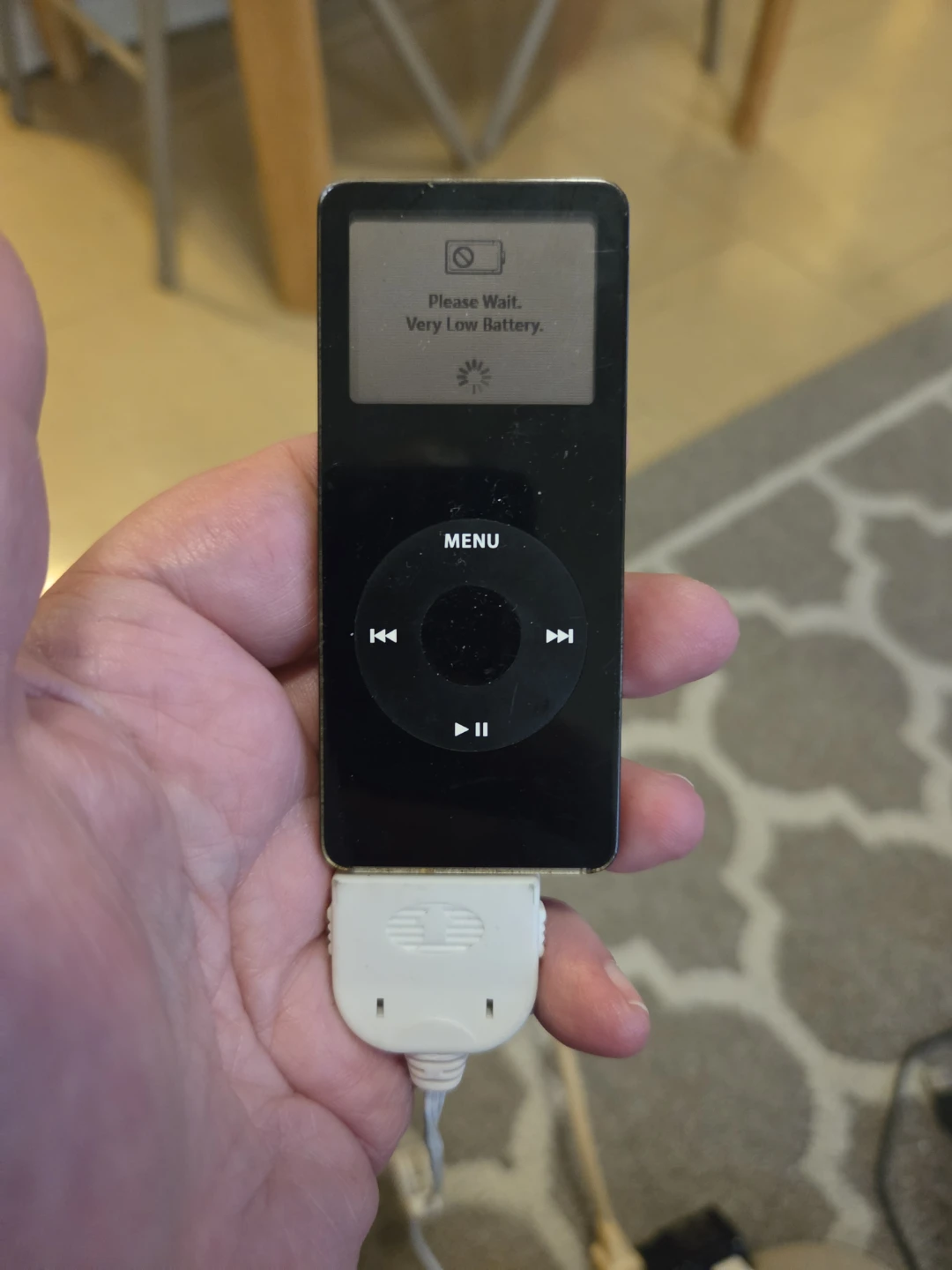 Apple iPod Nano 4th Gen 4GB MP3 Player