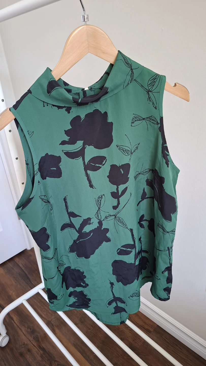 Next Sleeveless Floral Top